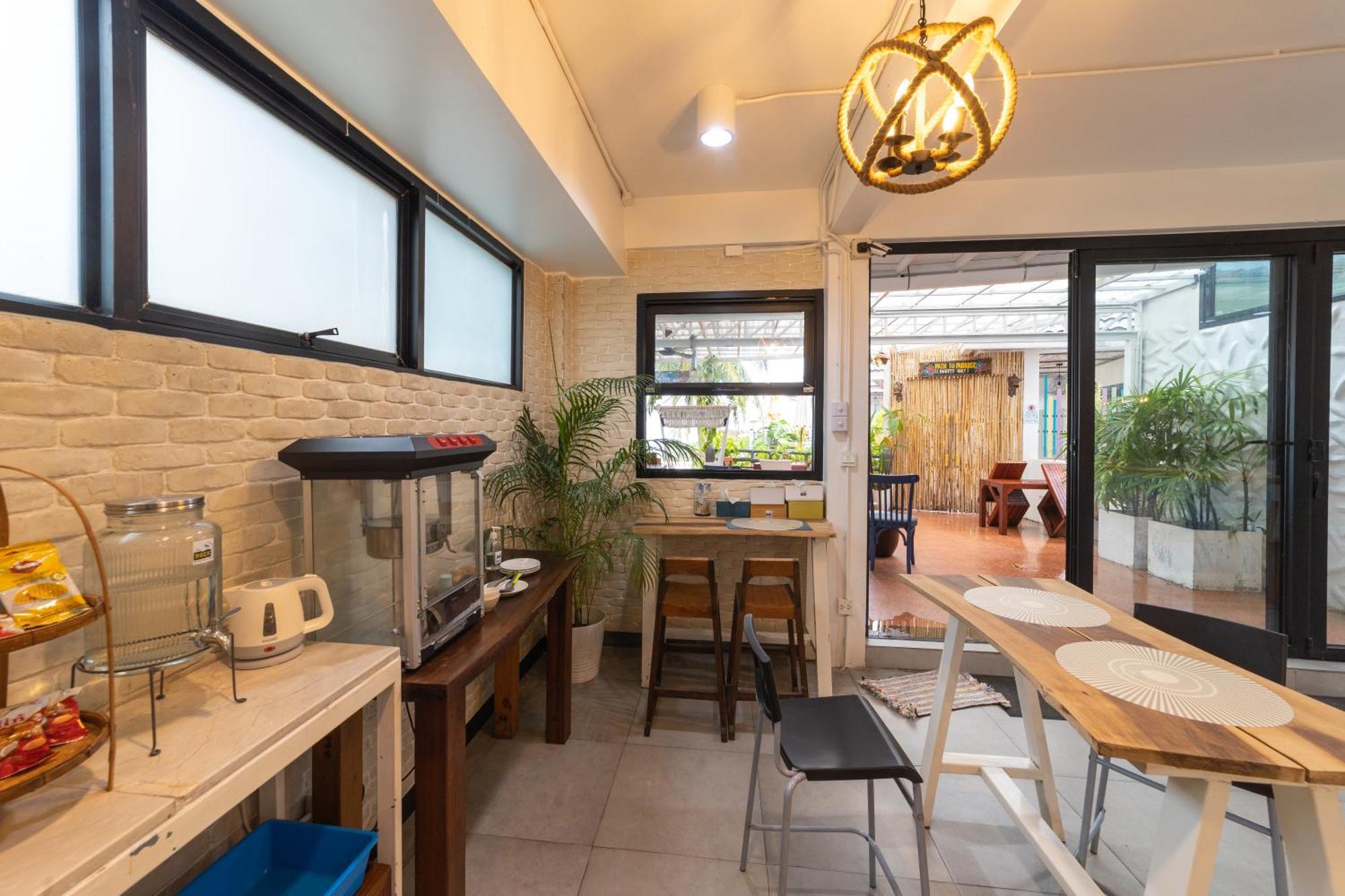 The Rock Samui Poshtel Lamai Beach 外观 照片